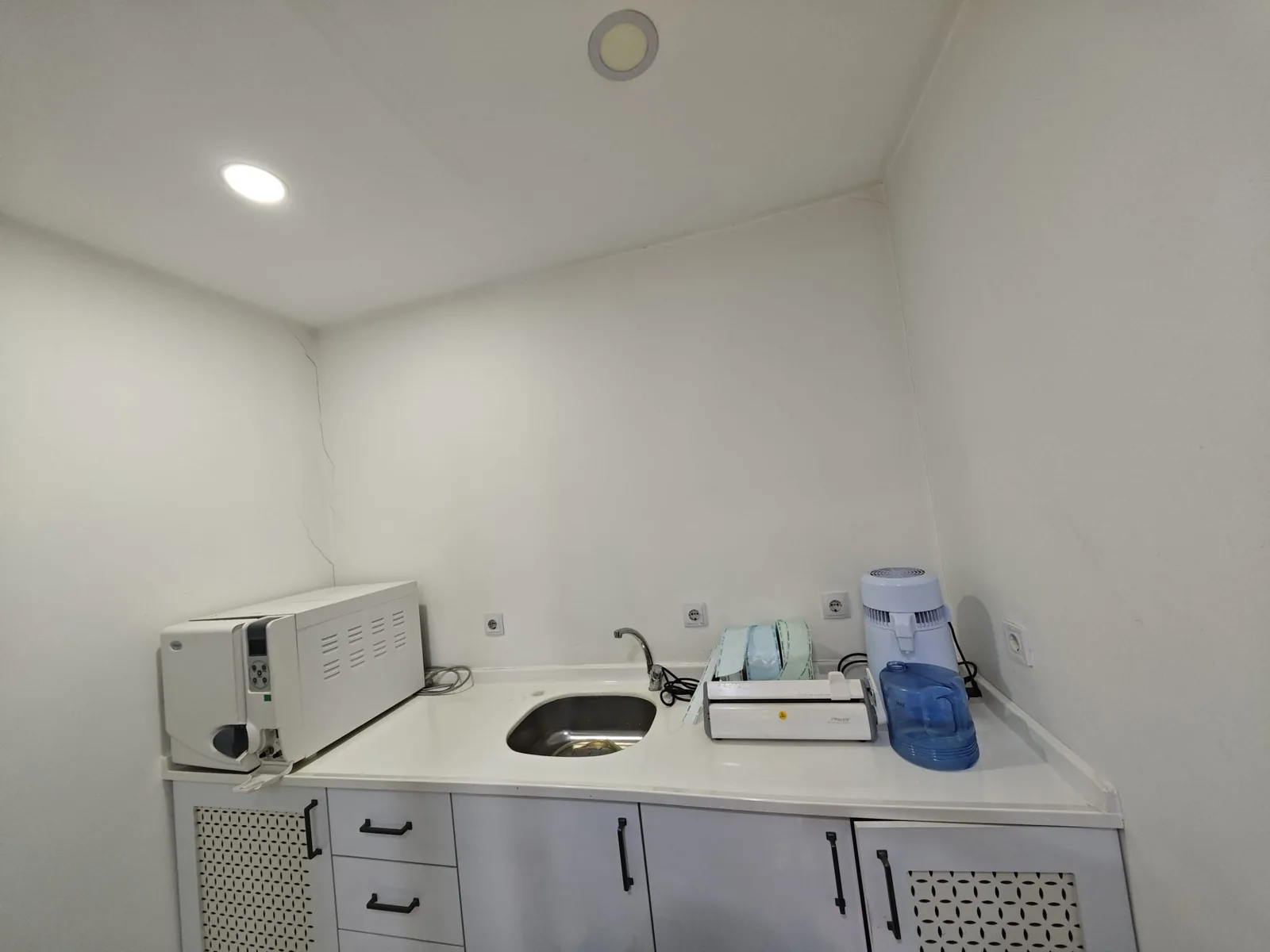 Dent Mavi sterilizasyon alanı
